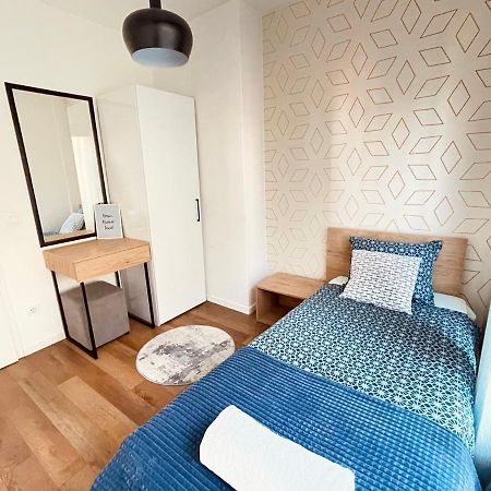 Tower Apartment Pristina Eksteriør billede