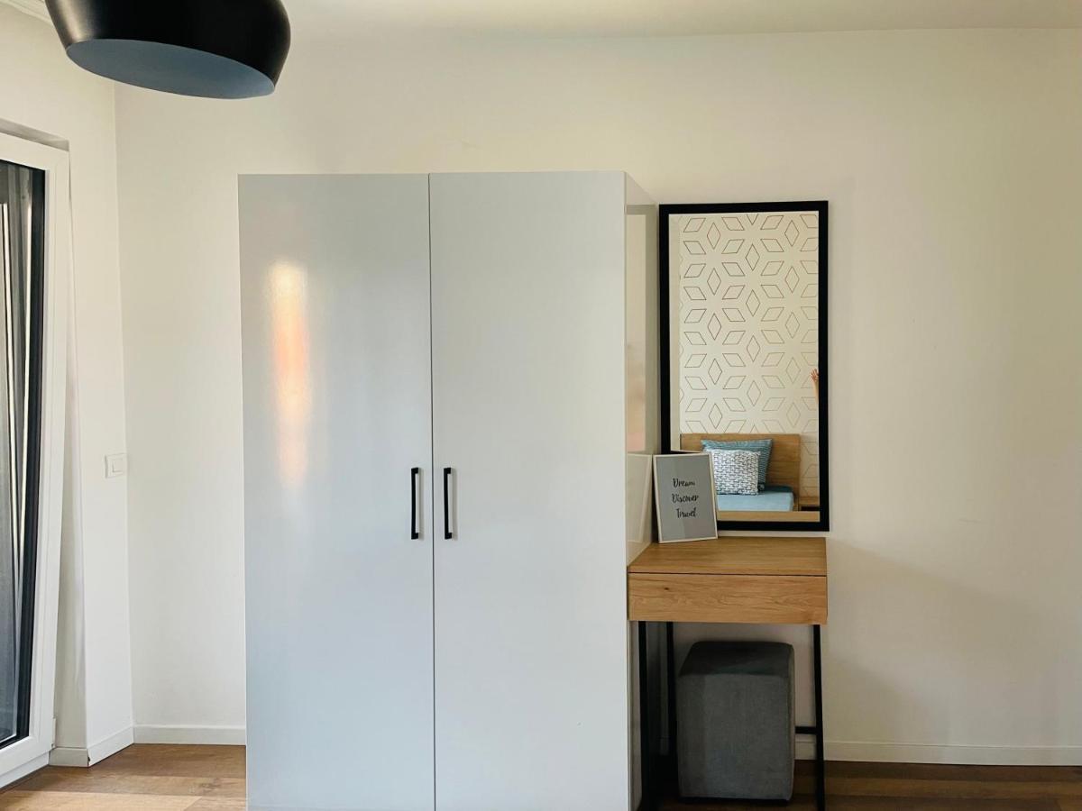 Tower Apartment Pristina Eksteriør billede