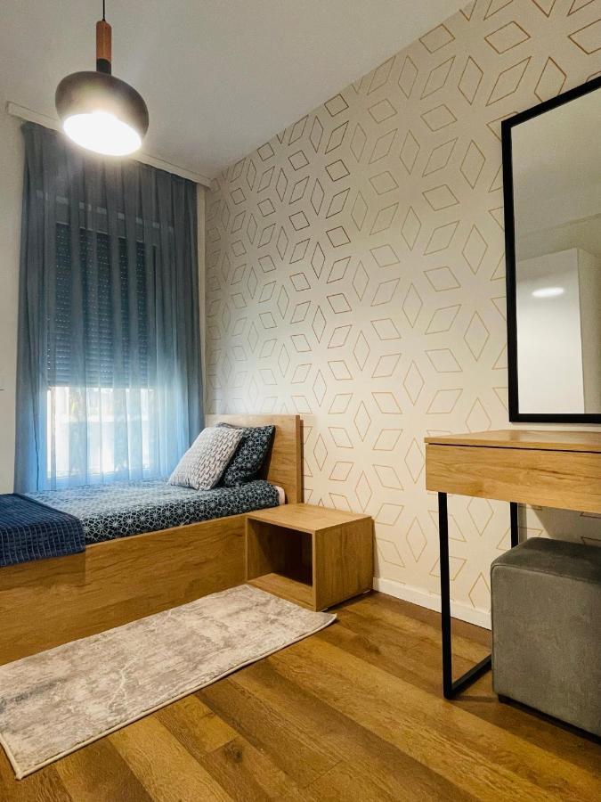 Tower Apartment Pristina Eksteriør billede